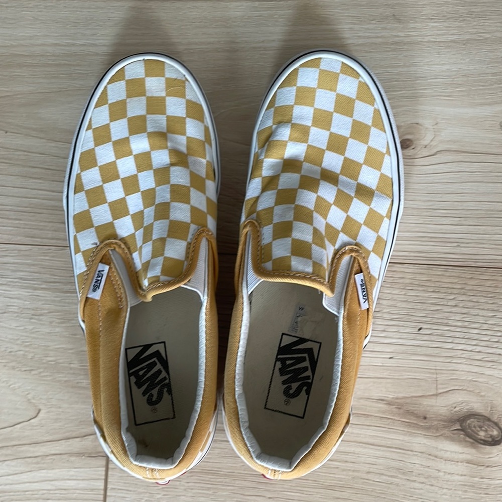 YELLOW CHECKERED VANS LIGHTLY WORN